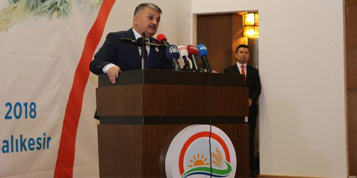 edremit-zeytinzeytinyagi-calistayina-ev-sahipligi-yapti-00004